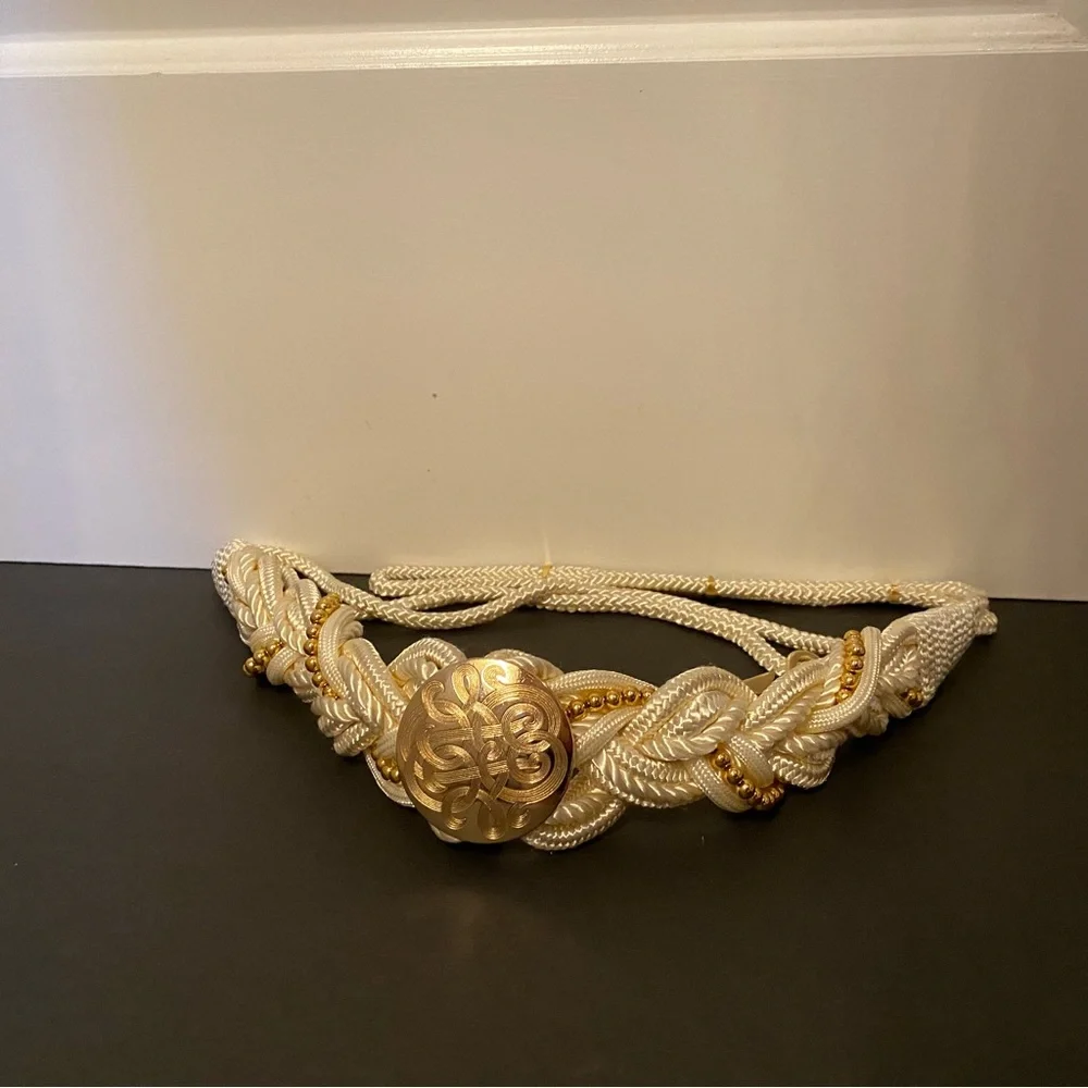 VINTAGE BELT CREAM CORD BRAIDED GOLD TONE BEADS MEDALLION 45.5”